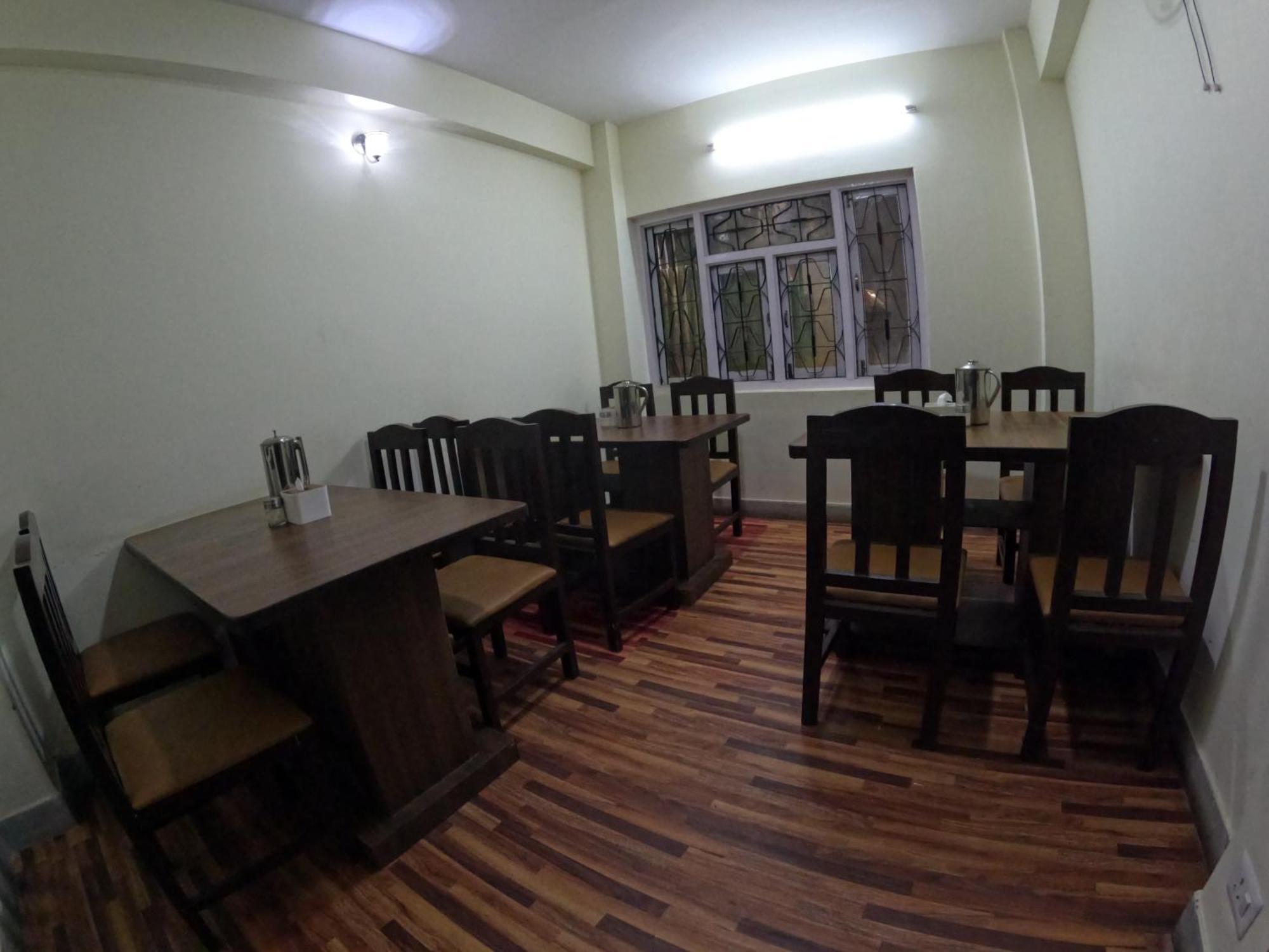 Hotel Global Village Kathmandu Exteriör bild