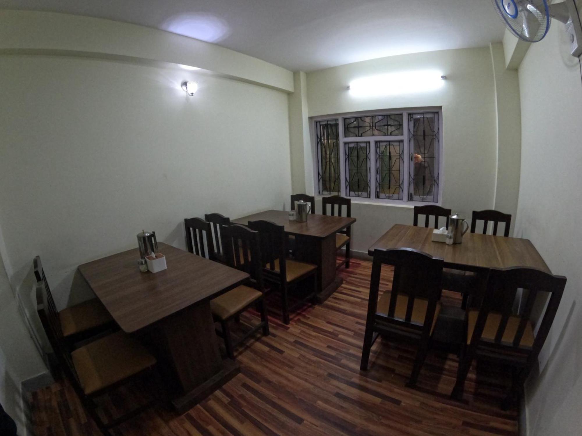 Hotel Global Village Kathmandu Exteriör bild