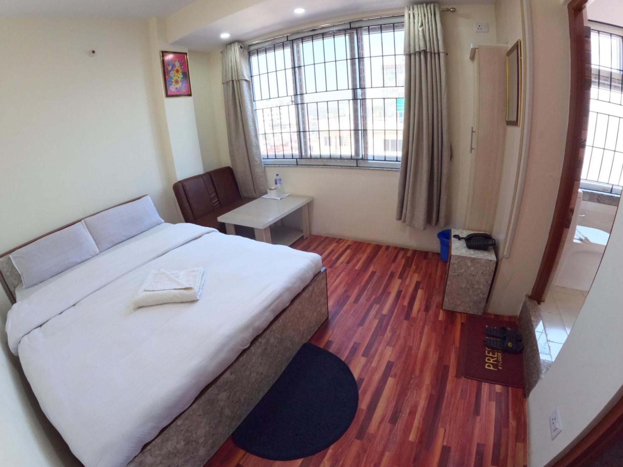 Hotel Global Village Kathmandu Exteriör bild
